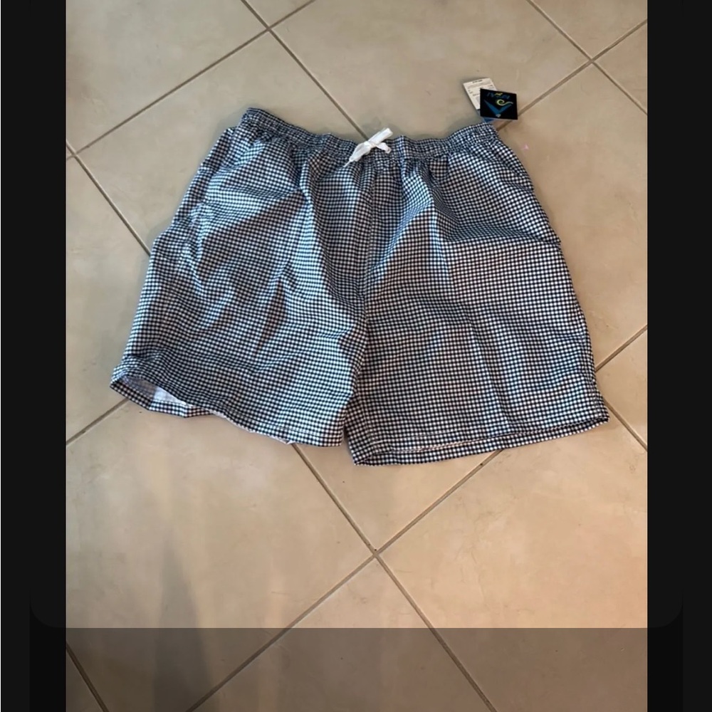 NWT men's swim shorts 3X okanu surf 906